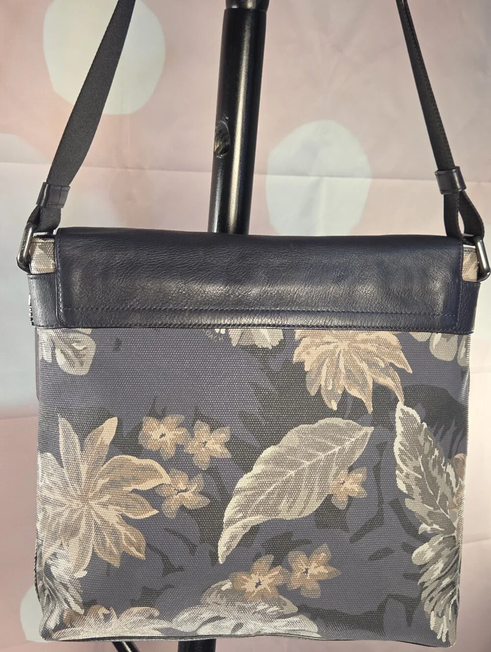 COACH Sullivan Small Messenger Bag In Hawaiian Palm Print LIKE NEW! 💙 NAVY BLUE